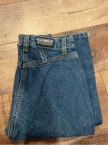 Looking for Wrangler Vintage Jeans? Why Rocky Mountain 90s Are Worth It